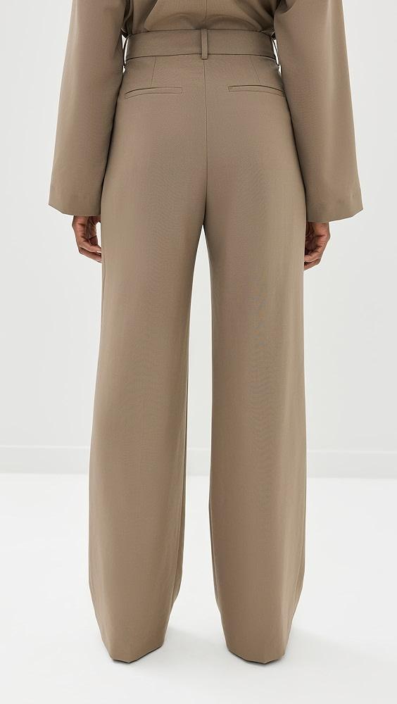 Róhe Relaxed Single Pleated Trousers | Shopbop Product Image