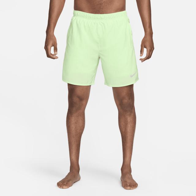 Nike Men's Challenger Dri-FIT 7" 2-in-1 Running Shorts Product Image