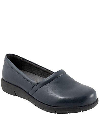 SoftWalk Adora 2.0 Leather Clogs Product Image