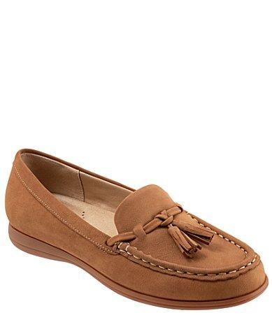 Trotters Dawson Tassel Loafer Product Image