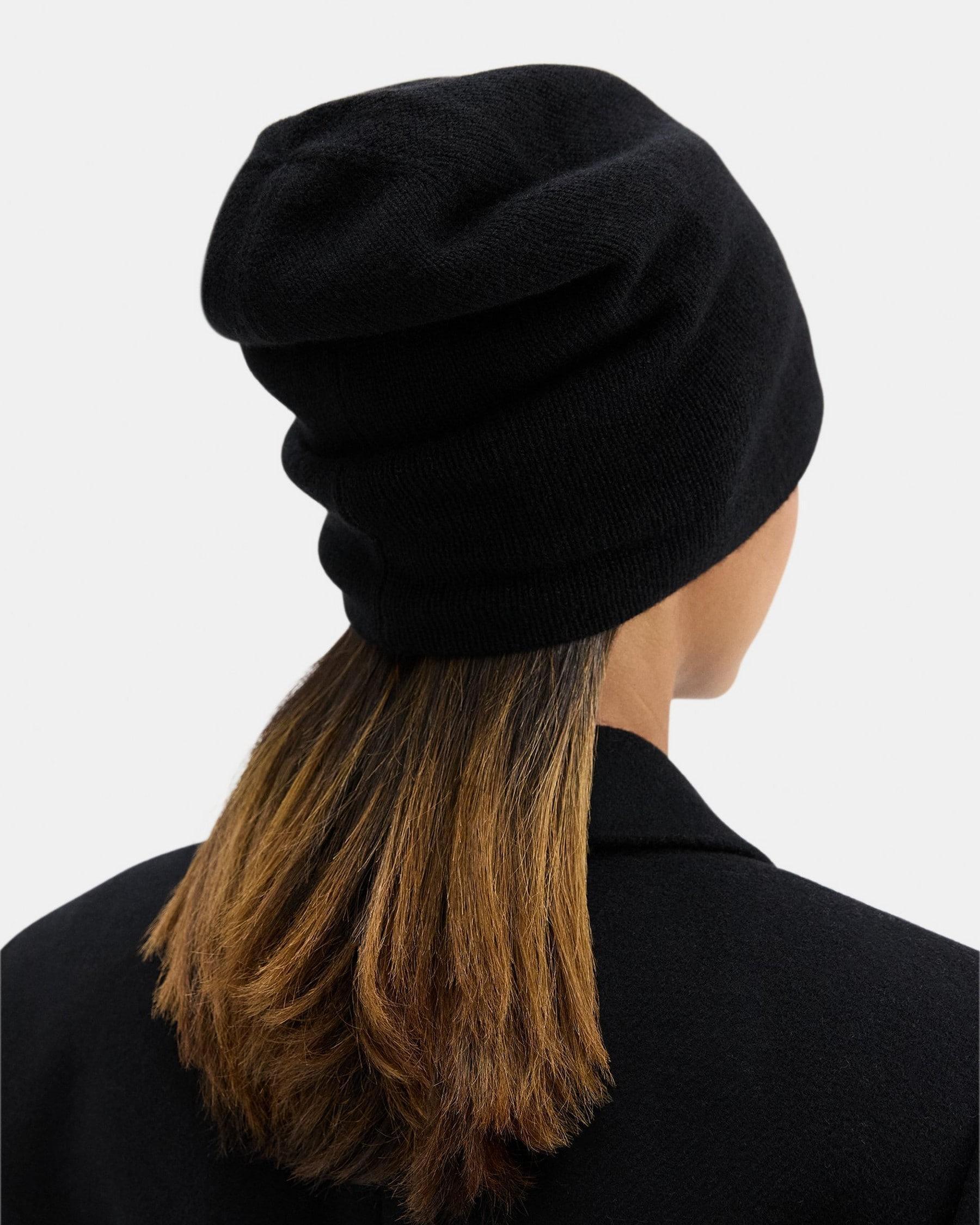 Beanie in Cashmere-Blend Product Image