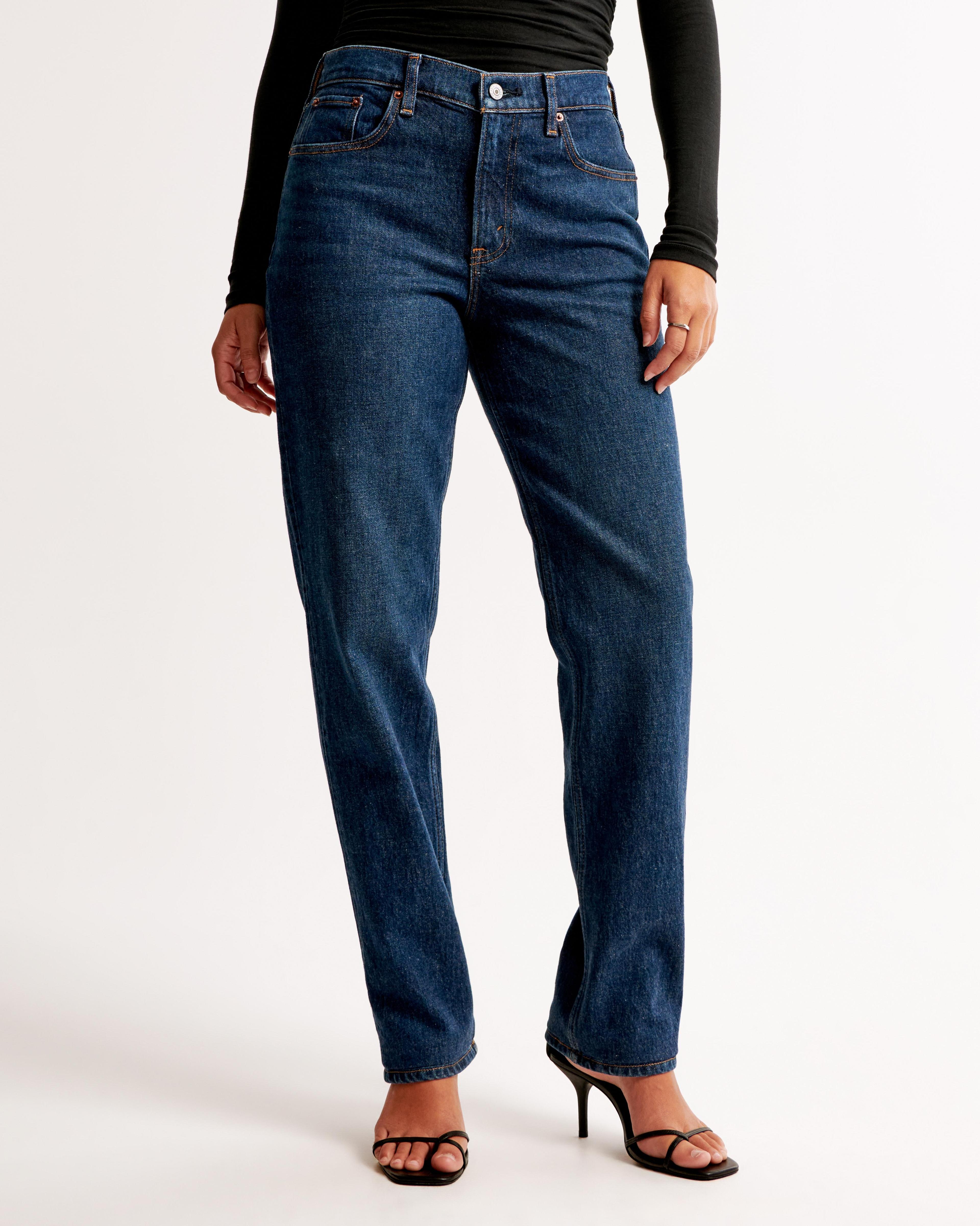 Curve Love Mid Rise 90s Straight Jean Product Image