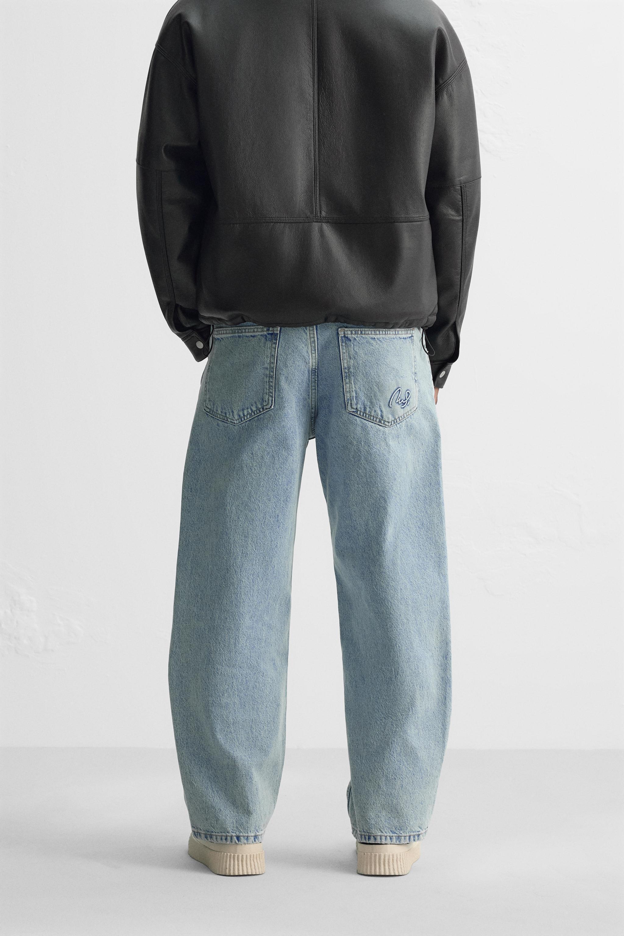 RELAXED FIT JEANS Product Image