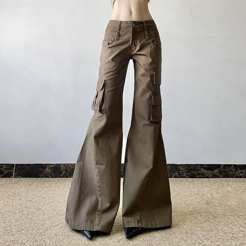 Low Waist Plain Pocket Slim-Fit Boot-Cut Cargo Pants Product Image