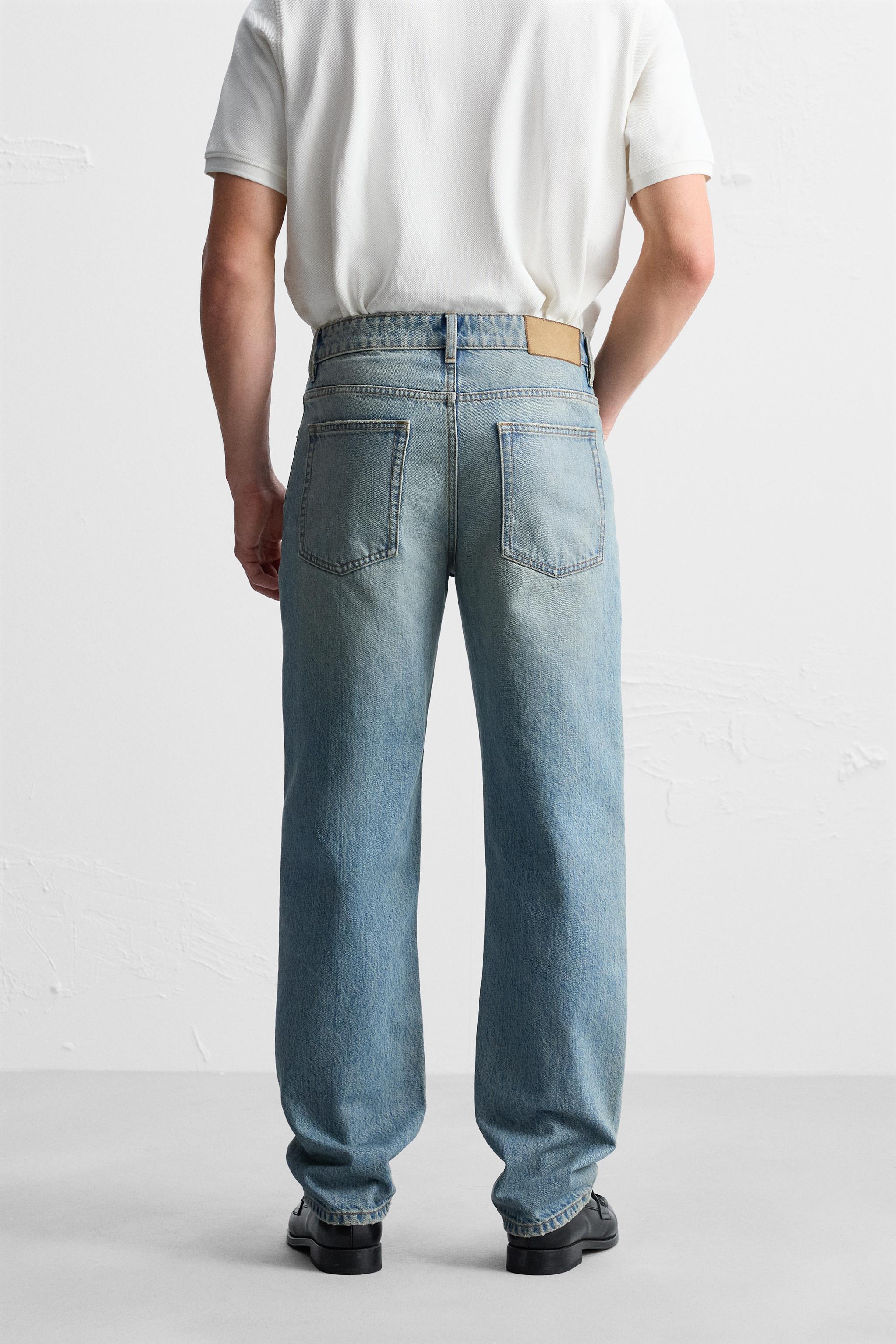 STRAIGHT FIT JEANS Product Image