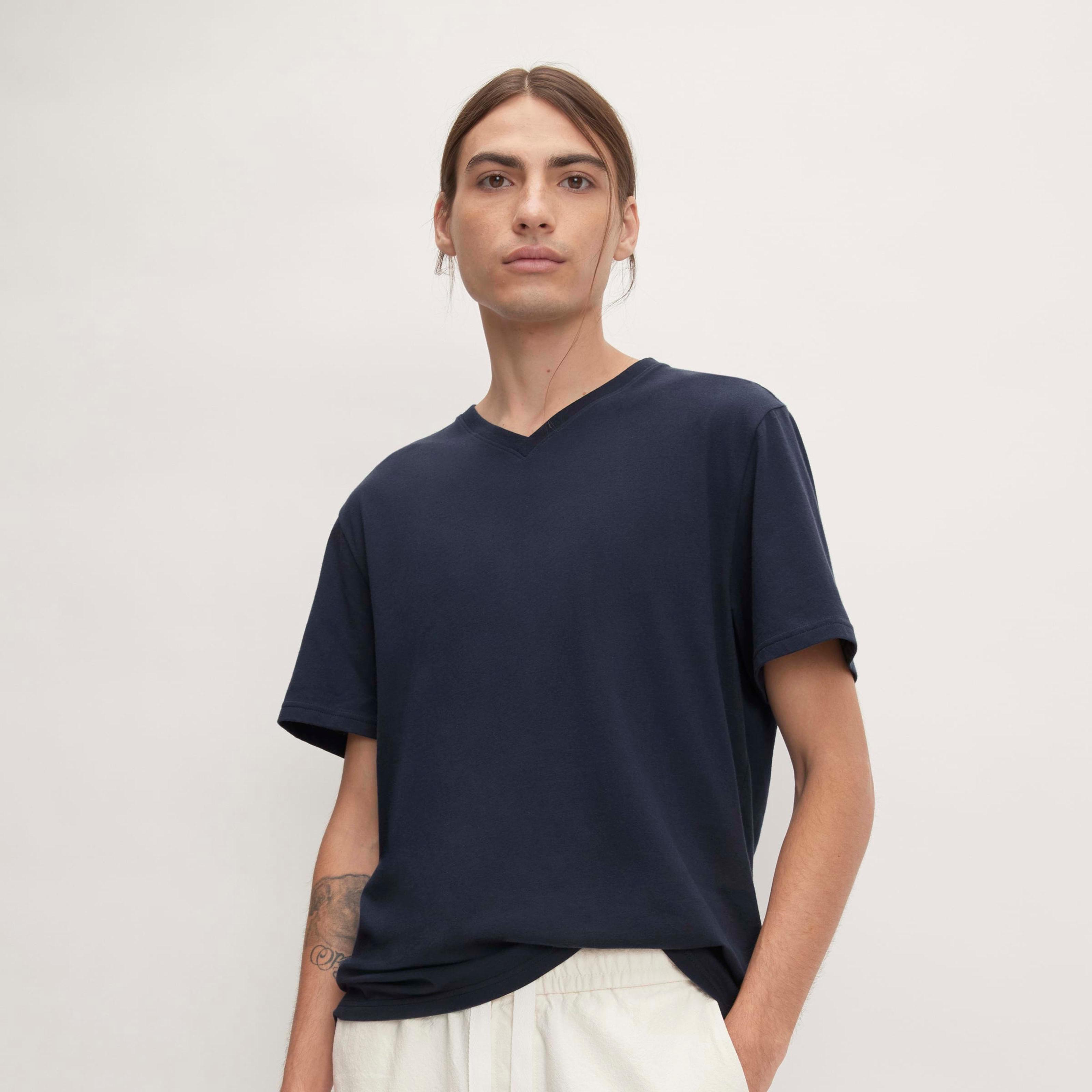 Mens Essential Organic V-Neck T-Shirt by Everlane Product Image