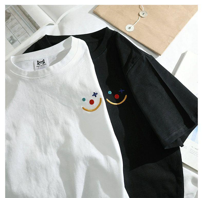 Short-Sleeve Smiley Face Embroidered T-Shirt Product Image