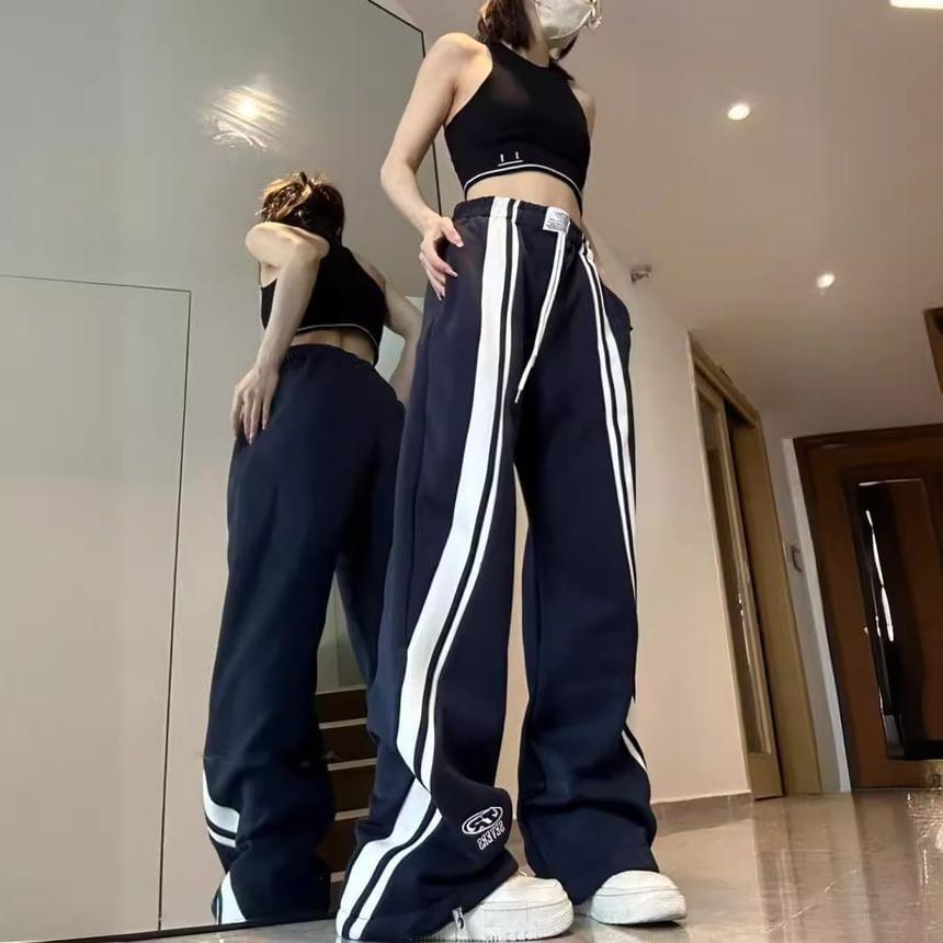 High Rise Striped Loose-Fit Wide-Leg Sweatpants Product Image