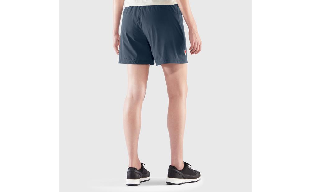 High Coast Relaxed Shorts W Product Image