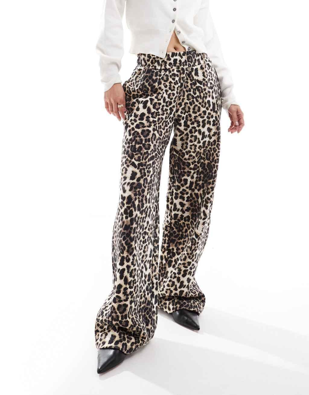 ASOS DESIGN heavyweight loopback wide leg sweatpants in leopard print Product Image