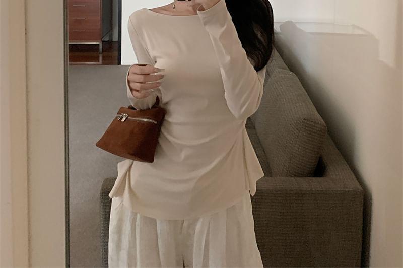 Long-Sleeve Boat Neck Plain Lace Panel T-Shirt Product Image