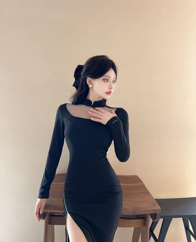 Long-Sleeve Mock Neck Slit Hem Plain Midi Sheath Dress Product Image