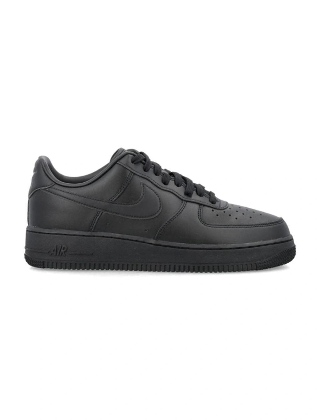 NIKE Air Force 1 07 Fresh Low In Black product image