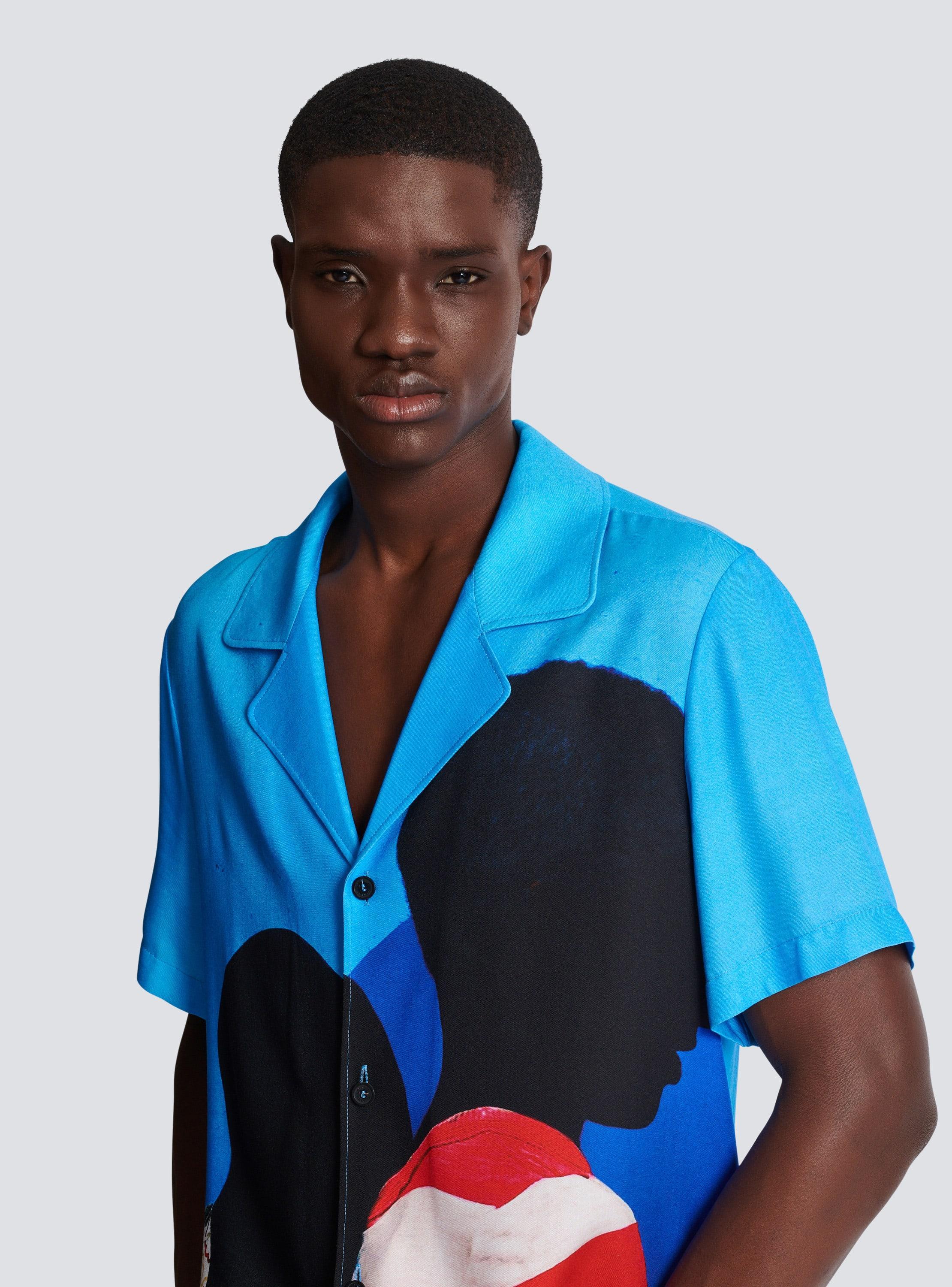 Twill pyjama shirt with Prince Gyasi print Product Image