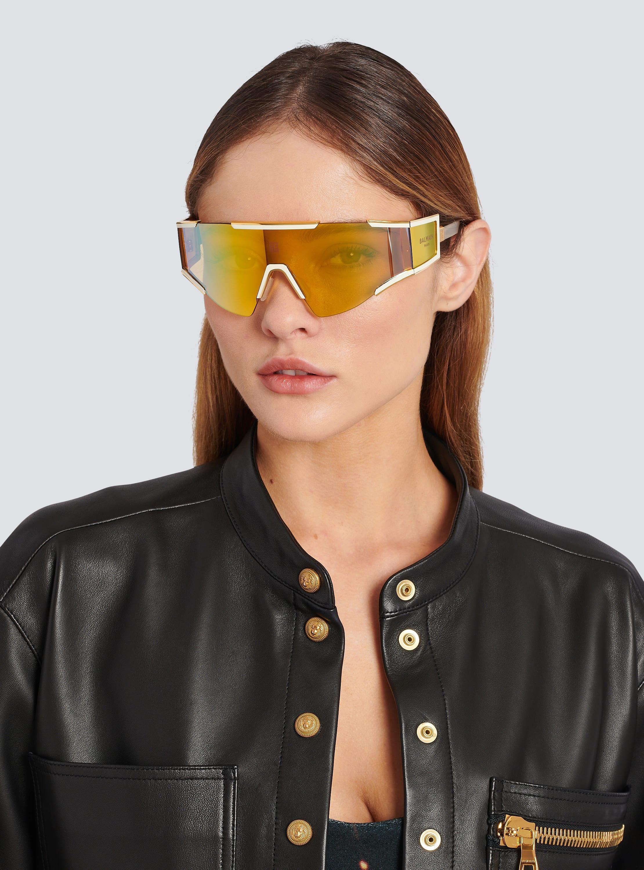 Fleche Sunglasses Product Image