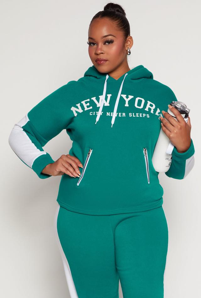 Womens Plus Size New York City Never Sleeps Pullover Hoodie Product Image