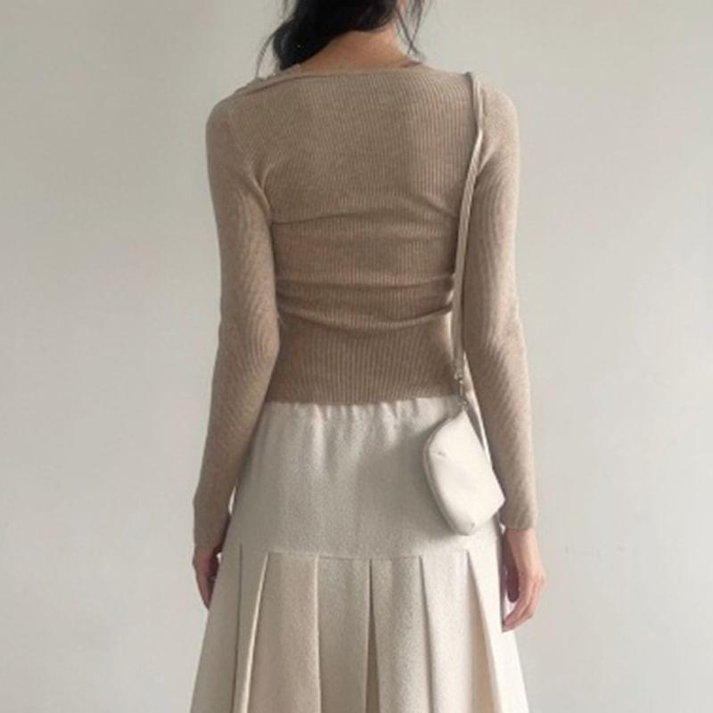 Long Sleeve Cold-Shoulder Plain Knotted Ribbed-Knit Slim-Fit Crop Top Product Image