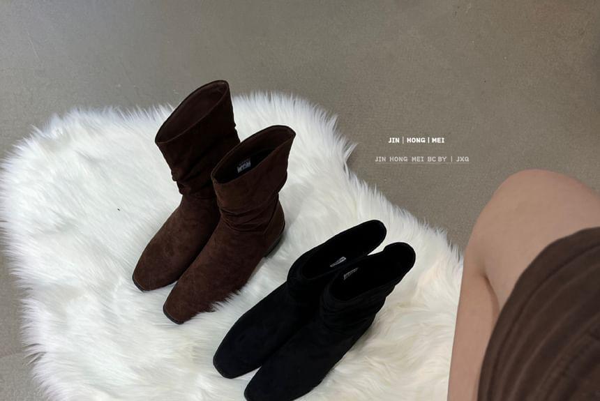 Chunky Heel Plain Ruched Short Boots Product Image