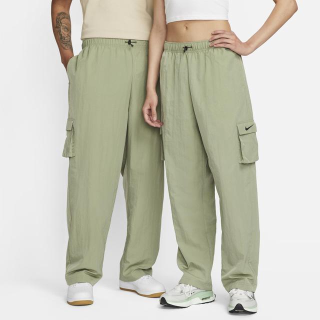 Nike Essential woven cargo sweatpants Product Image