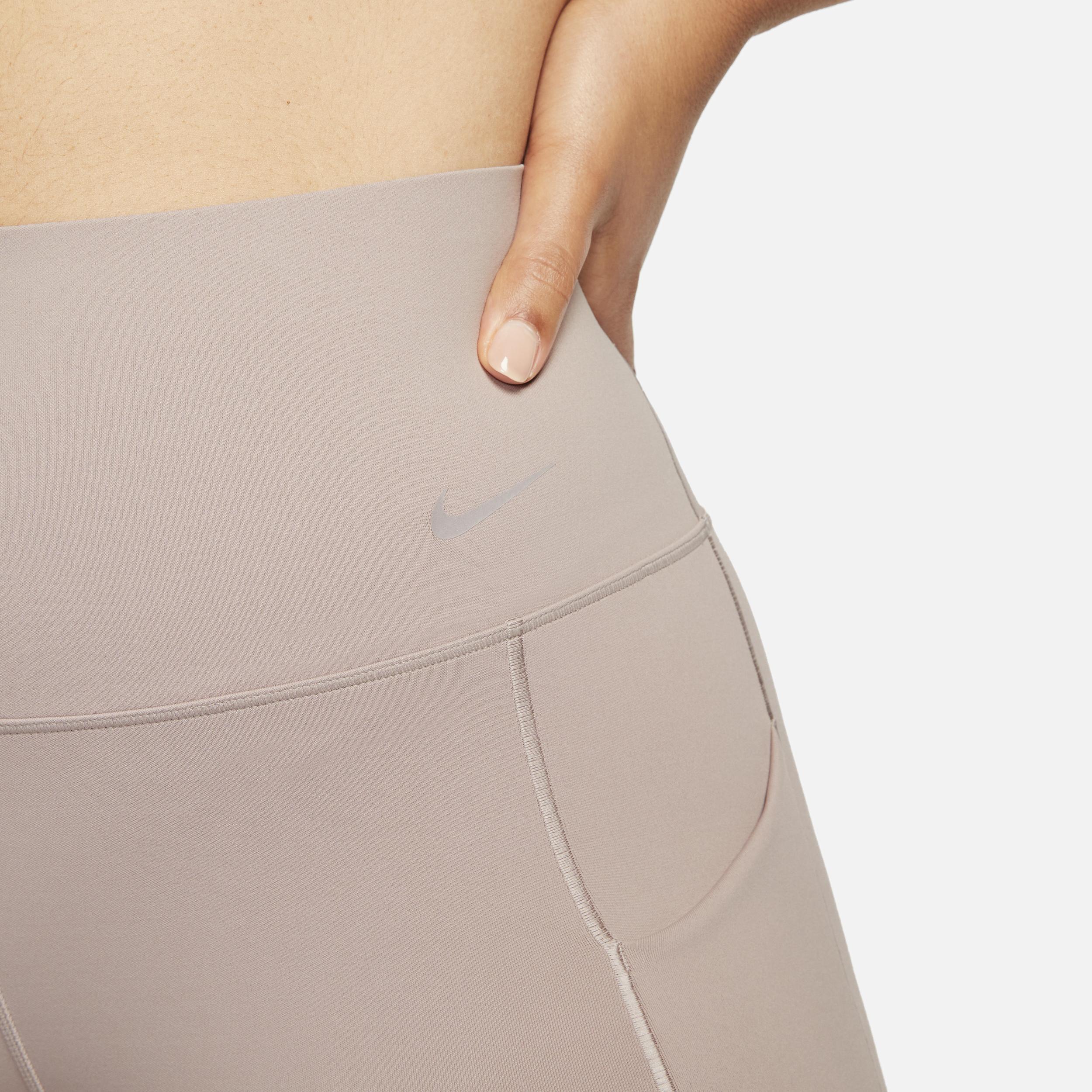 Nike Women's Universa Medium-Support High-Waisted 7/8 Leggings with Pockets  Product Image