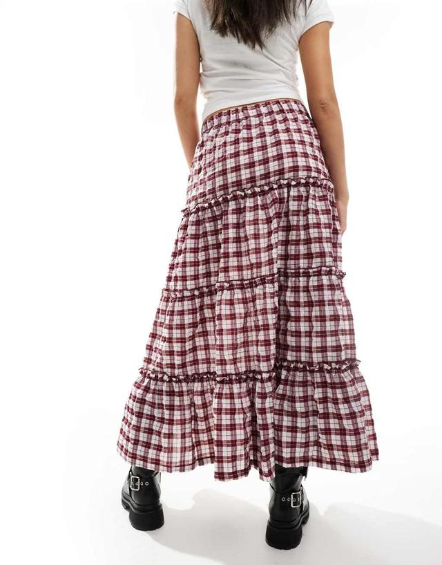 Bershka tiered maxi skirt in burgundy check Product Image