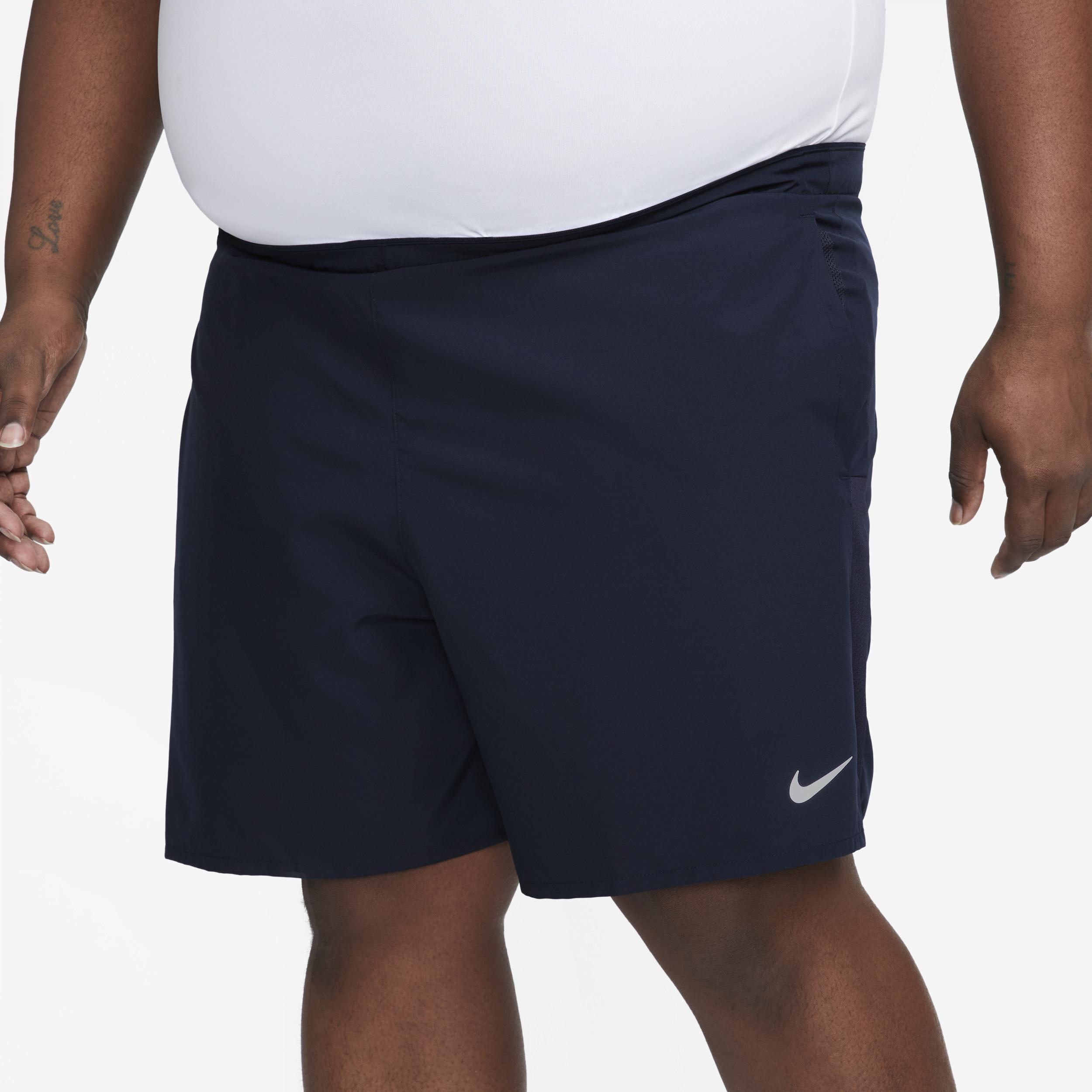 Nike Men's Challenger Dri-FIT 7" 2-in-1 Running Shorts Product Image