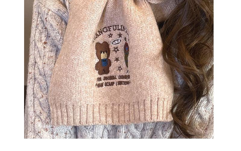 Bear Embroidered Knit Scarf Product Image