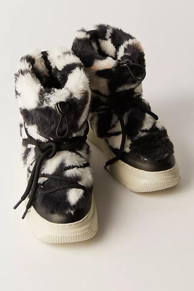 Pajar Gravita Faux Fur Boots product image