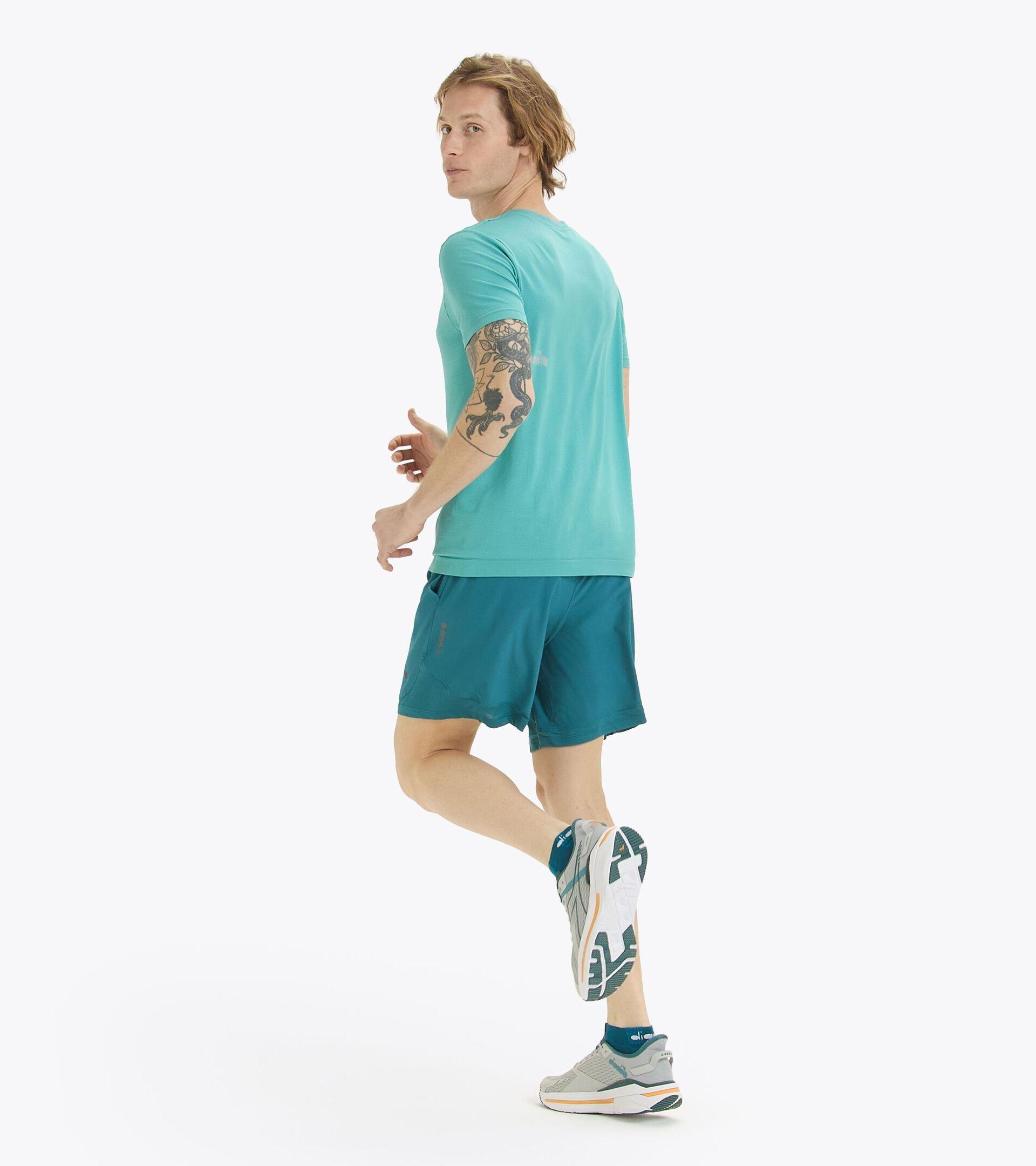 SHORTS RUN 7'' Product Image