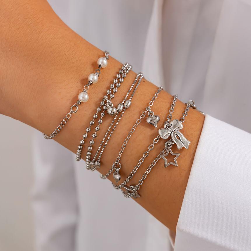 Chained Bracelet Set Product Image