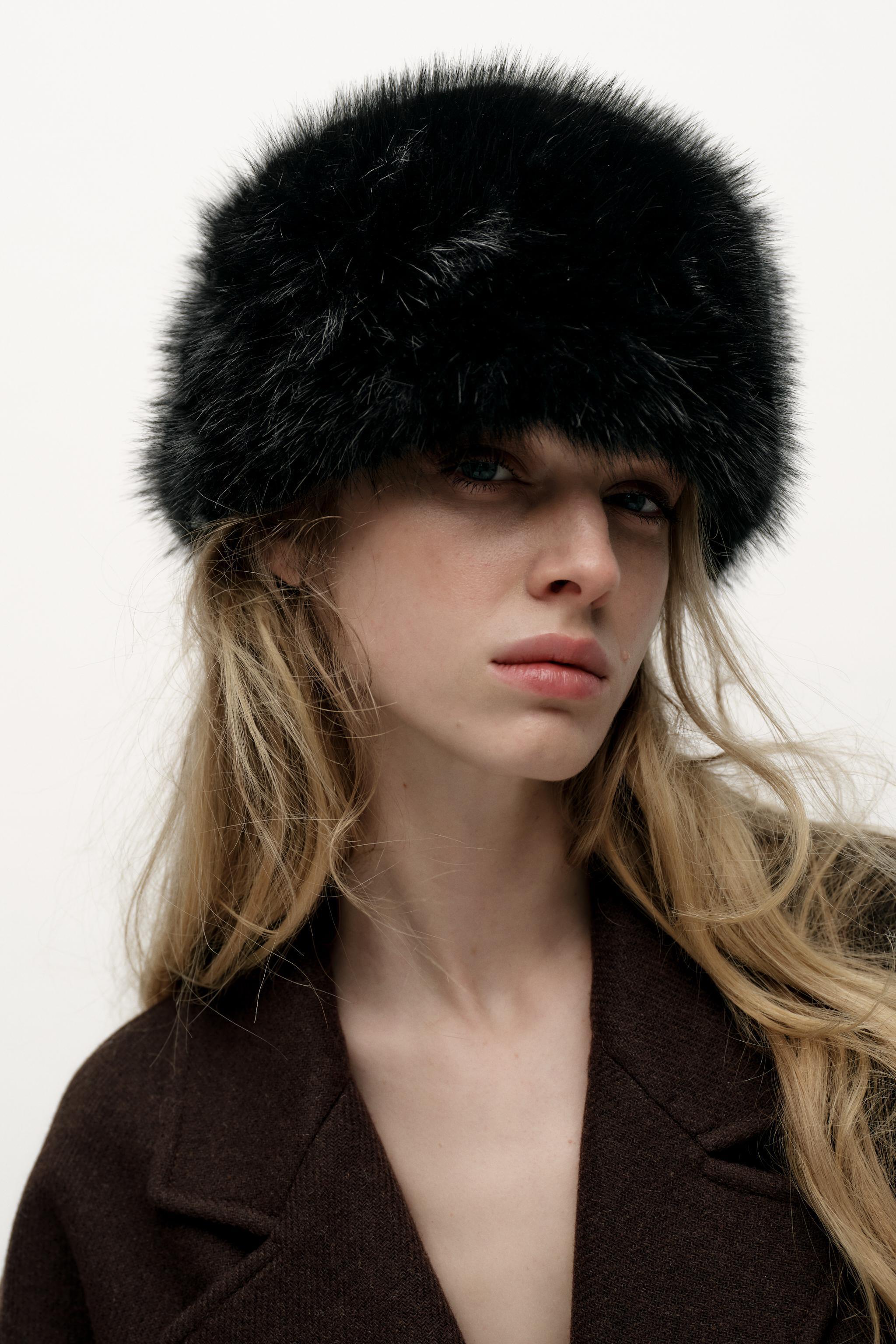 FAUX FUR CAP Product Image