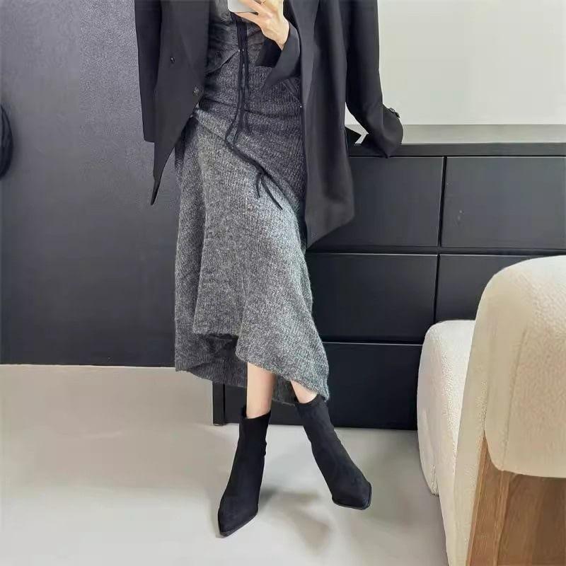 Pointed Toe Faux Suede Block Heel Short Boots Product Image