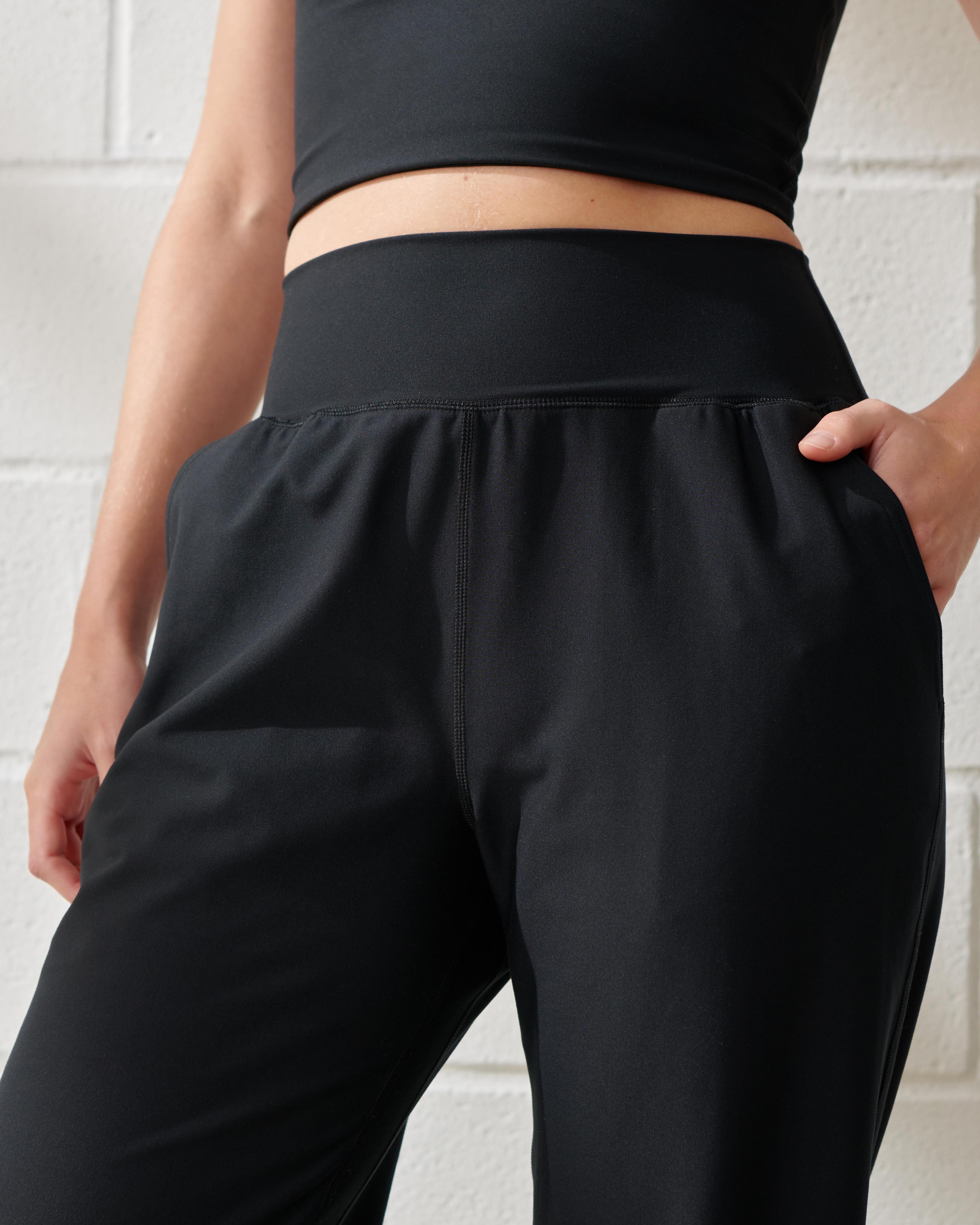 YPB sculptLUX Jogger Product Image