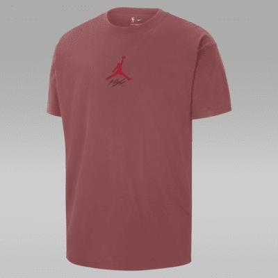 Chicago Bulls Courtside Statement Edition Men's Jordan NBA T-Shirt Product Image