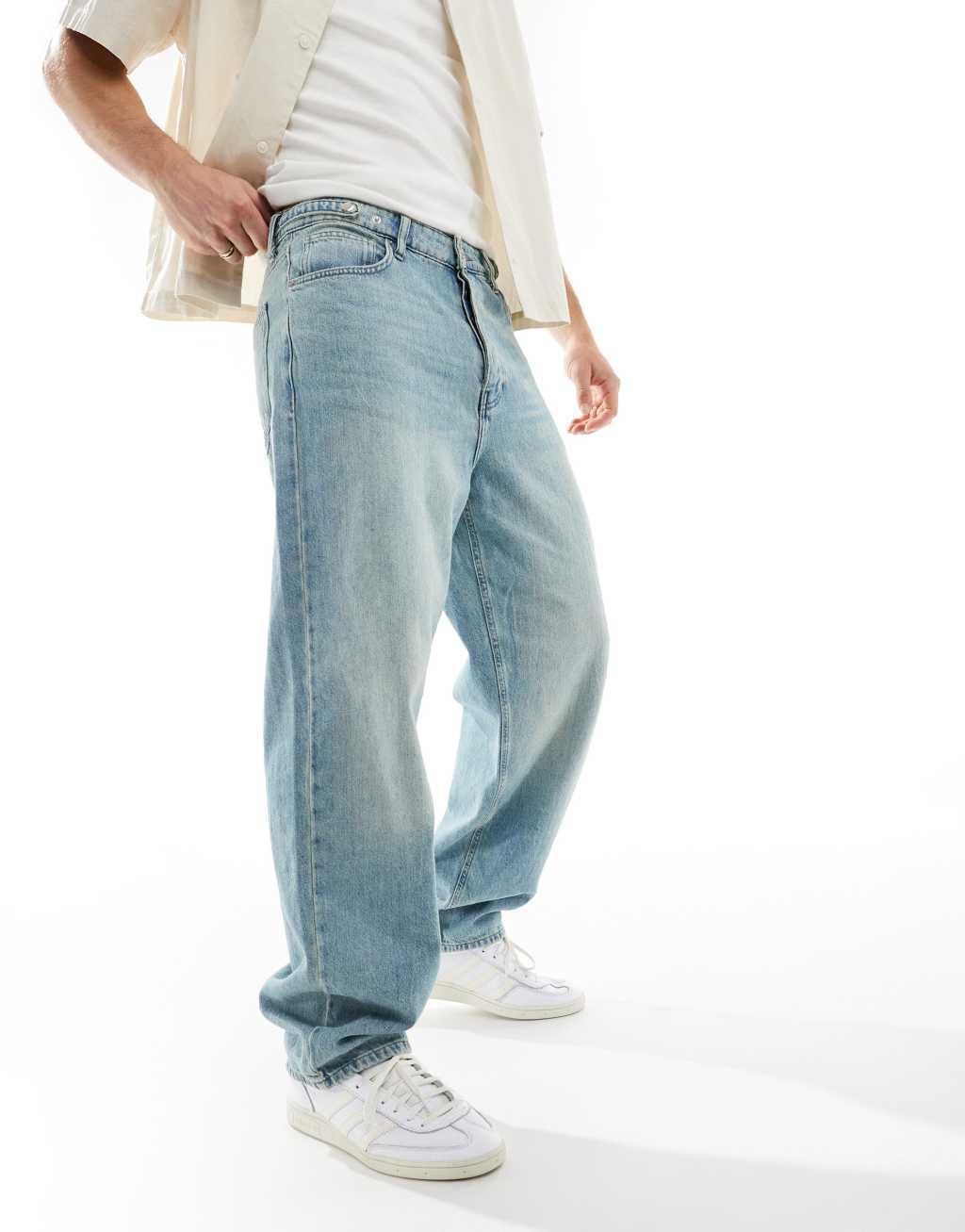 ONLY & SONS Fade loose fit jean in bleach wash Product Image