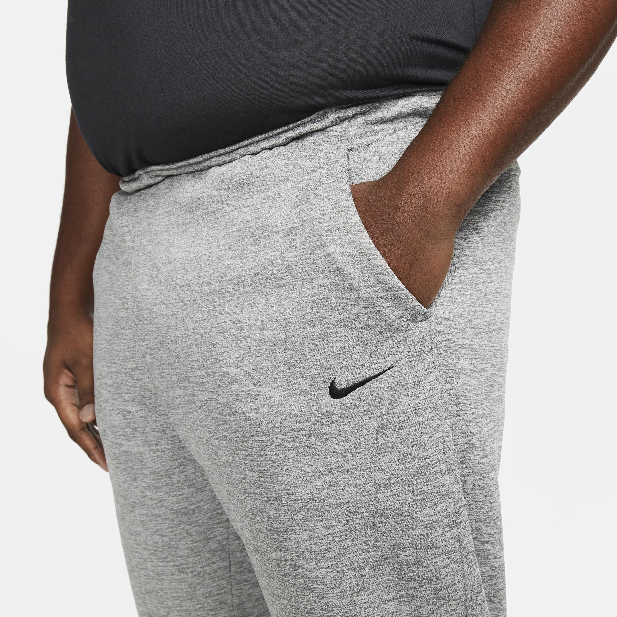 Nike Mens Therma-FIT Tapered Fitness Sweatpants Product Image