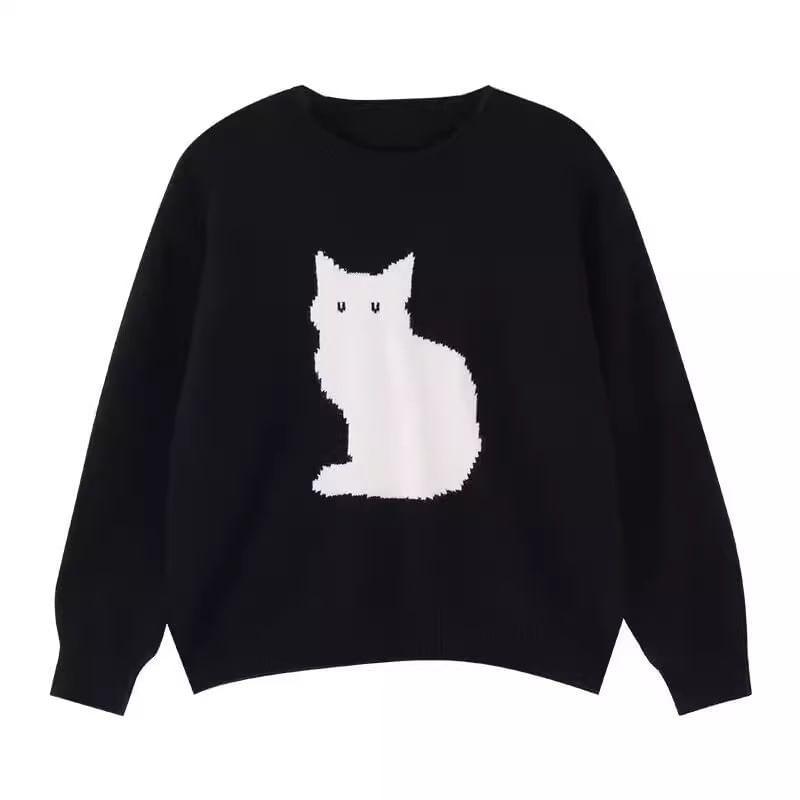 Round Neck Cat Patterned Sweater Product Image