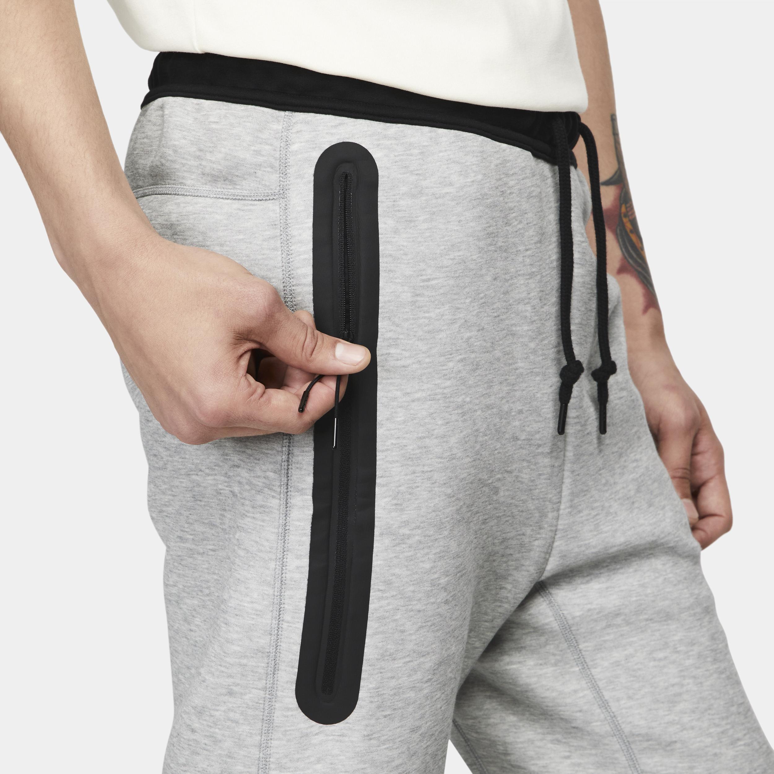 Men's Nike Sportswear Tech Fleece Jogger Pants Product Image