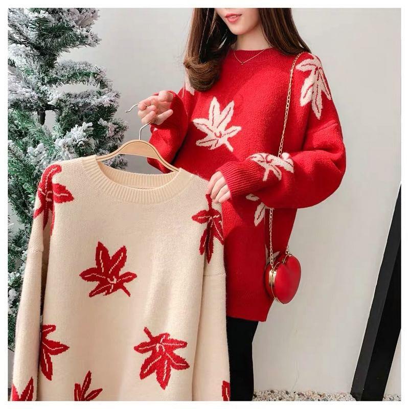 Long-Sleeve Round Neck Leaf Print Sweater Product Image