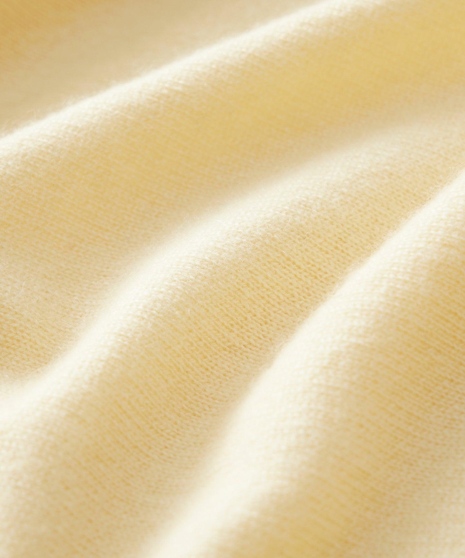 Cashmere Crewneck in Pale Yellow Product Image