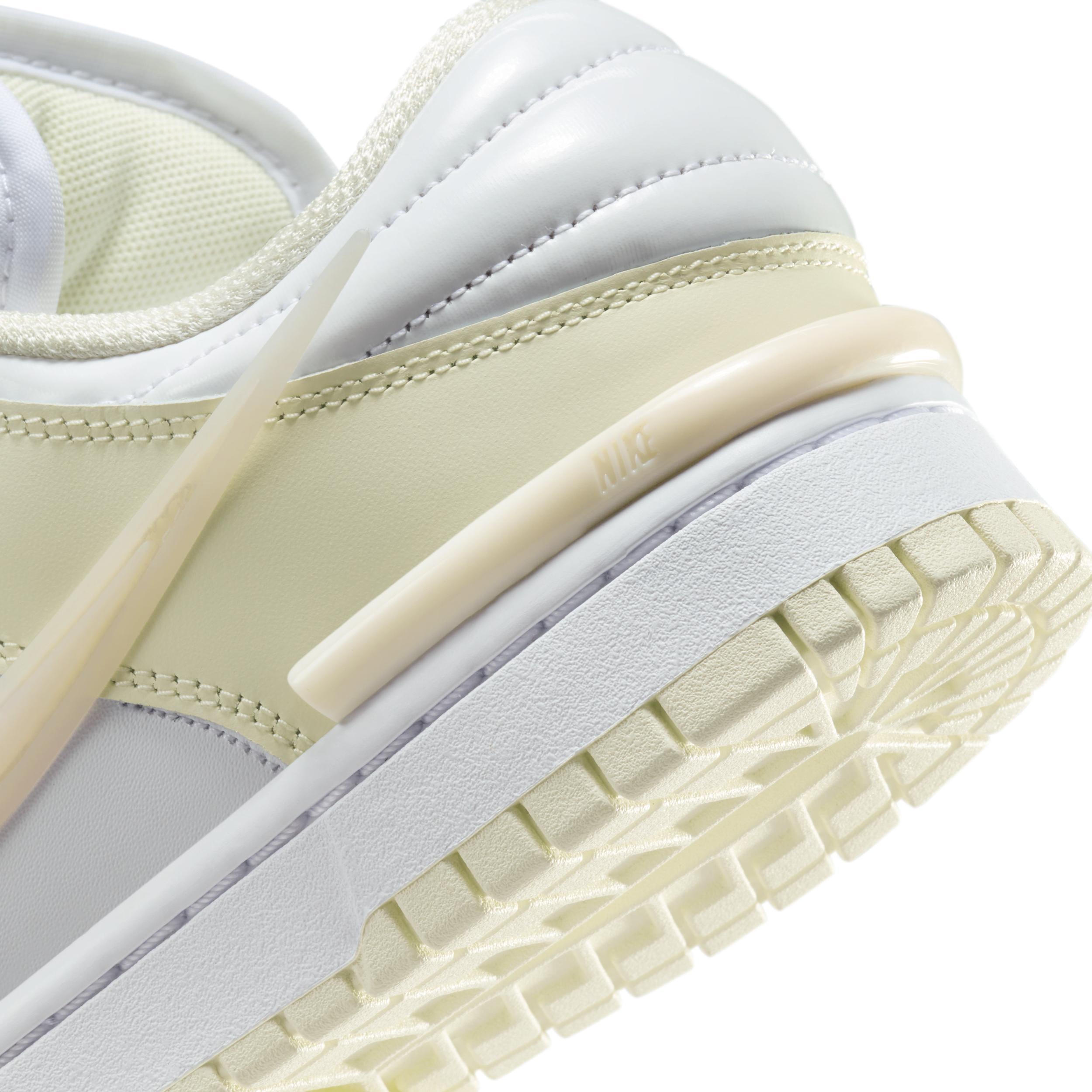 Nike Women's Dunk Low Twist Shoes Product Image