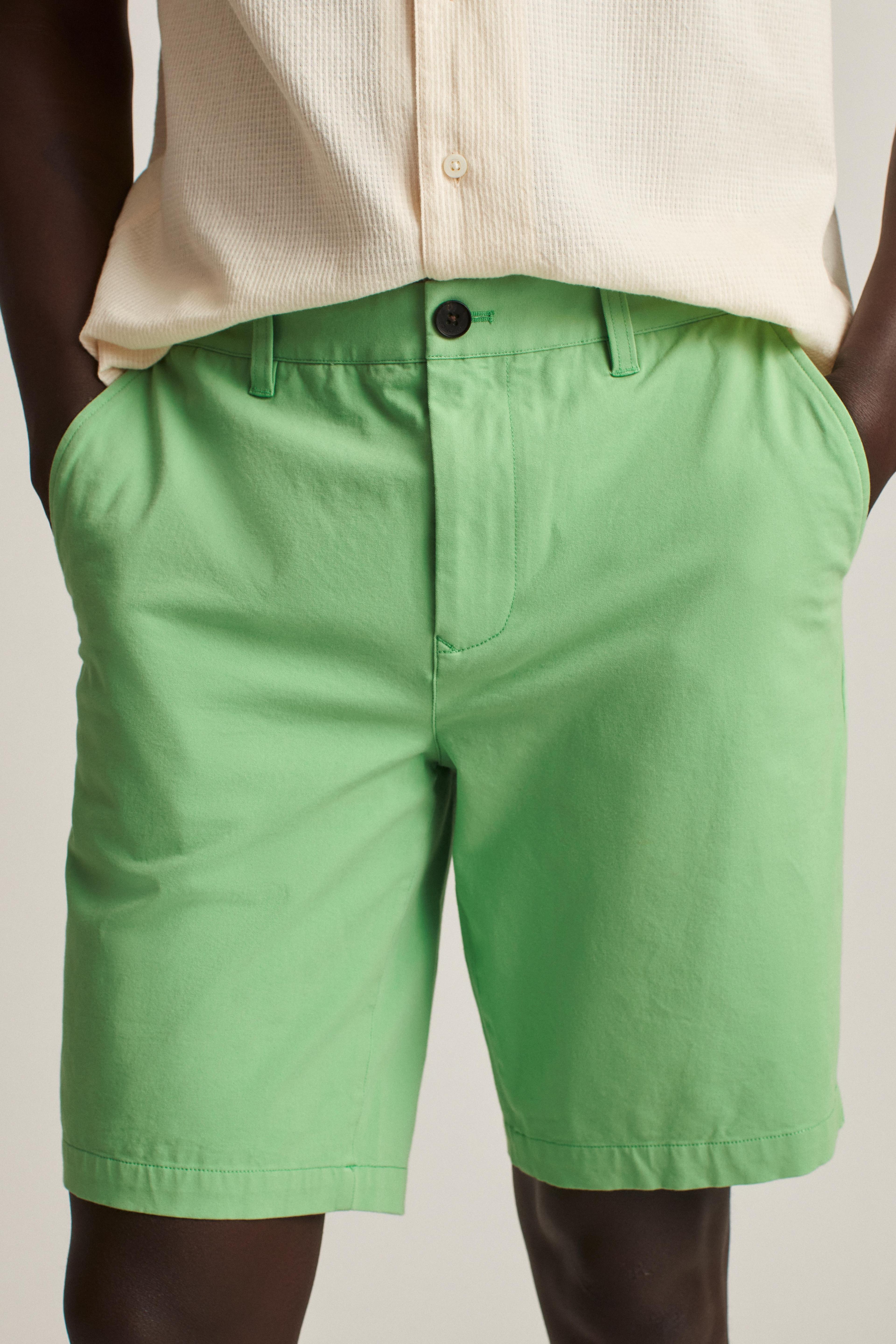 The Chino Short 2.0 Product Image