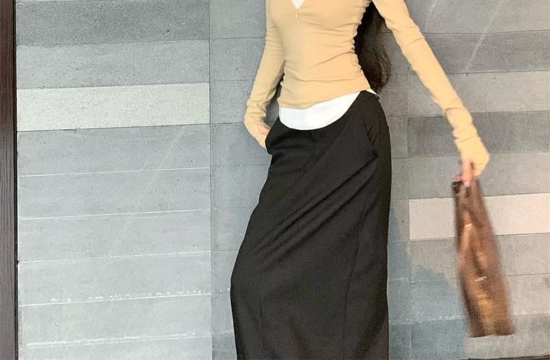 Long-Sleeve V-Neck Plain T-Shirt / Crew Neck Tank Top / High Waist Maxi H-Line Skirt Product Image