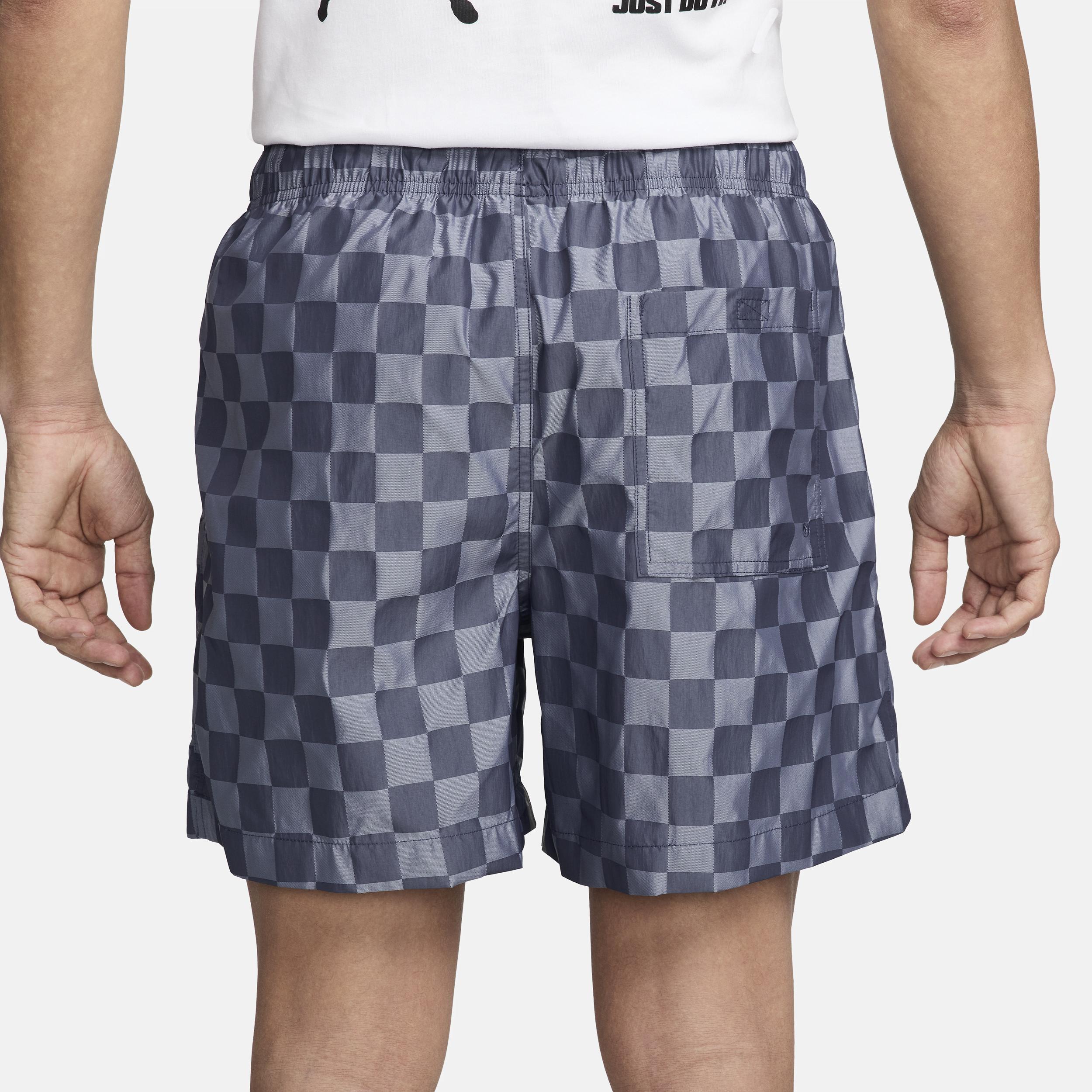 Nike Men's Club Flow Shorts Product Image