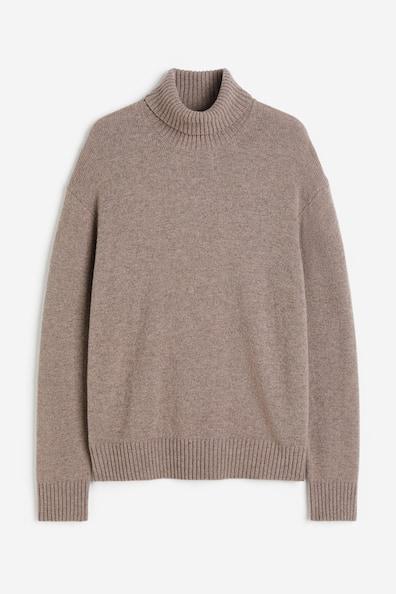 Loose Fit Wool Turtleneck Sweater Product Image