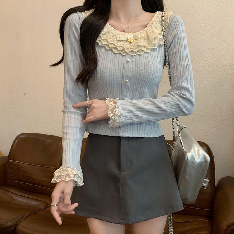 Long-Sleeve Crew Neck Lace Trim Faux Pearl Slim Fit T-Shirt Product Image