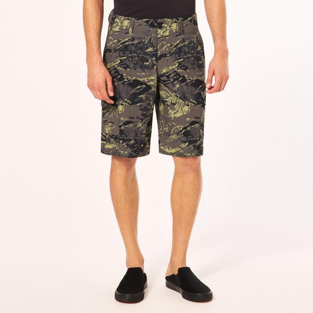 Oakley Men's B1b Cargo Hybrid Short Size: 40 Product Image