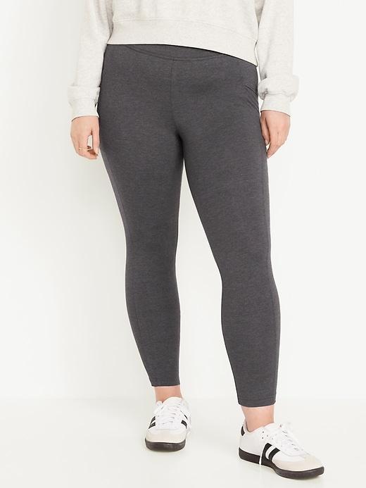 High-Waisted Side Pocket 7/8 Leggings Product Image