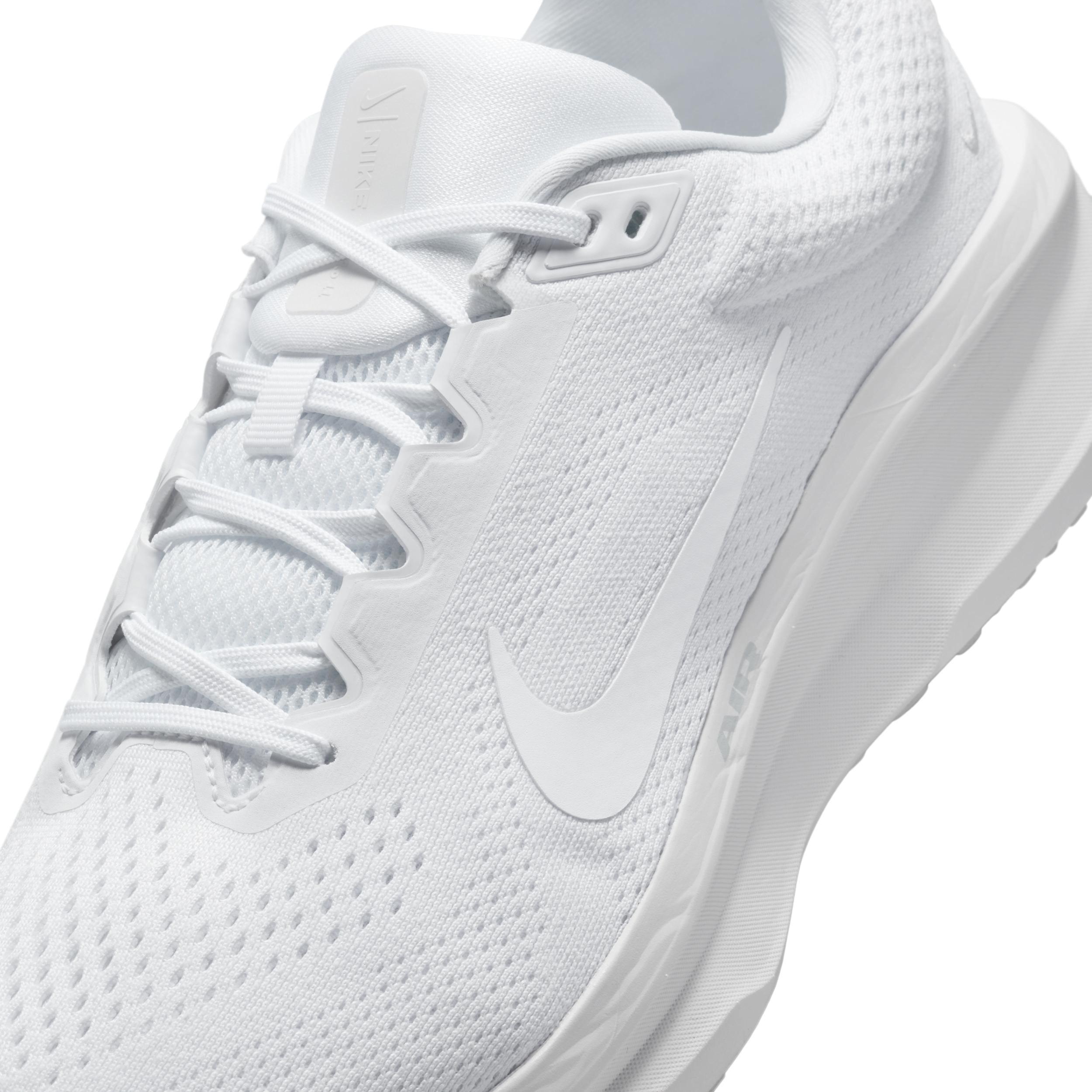 Nike Mens Winflo 11 Road Running Shoes (Extra Wide) Product Image