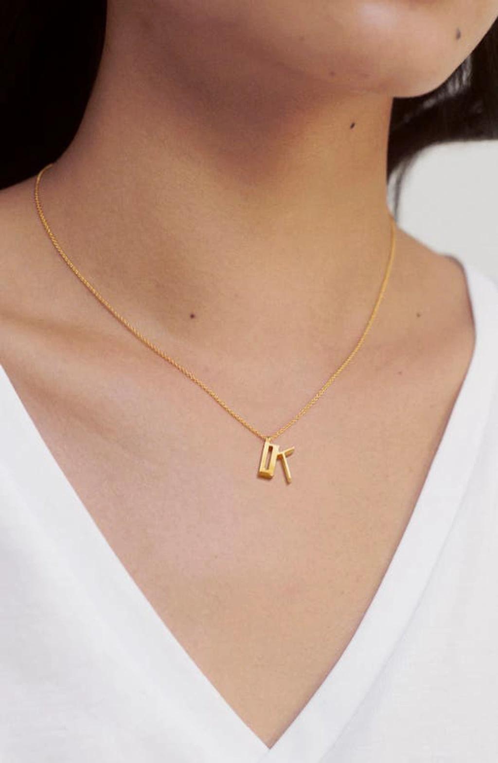 Initial Pendant Necklace In Yellow Gold Product Image